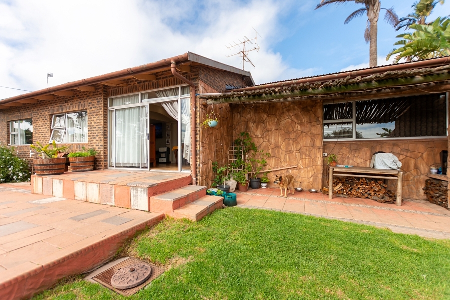 5 Bedroom Property for Sale in Vredenburg Western Cape